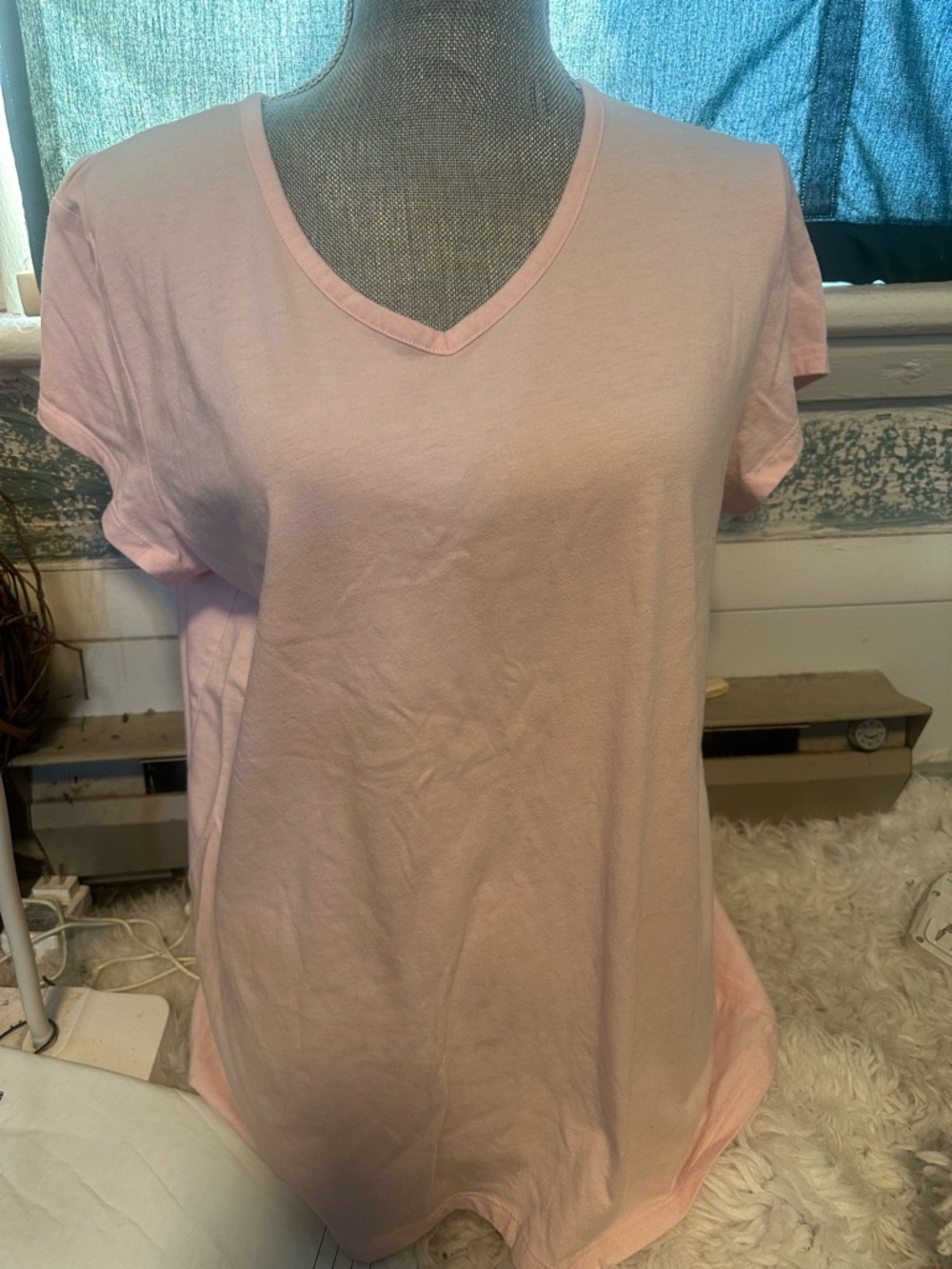 croft & barrow Light Pink V-Neck Short Sleeve Tee